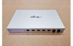 Коммутатор Ubiquiti UniFi Switch XG-6POE (US-XG-6POE) 